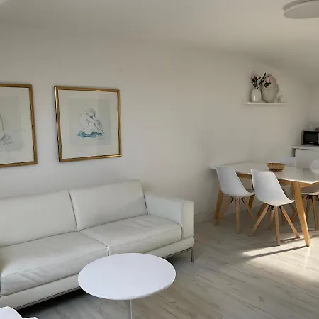 דירה Flat Gegenueber Kurhaus, Zentrum פרוידנשטאדט